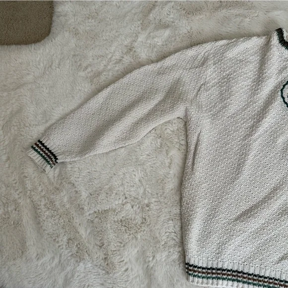 Vintage knit cream colored Fawn/ baby deer sweater - Picture 3 of 13